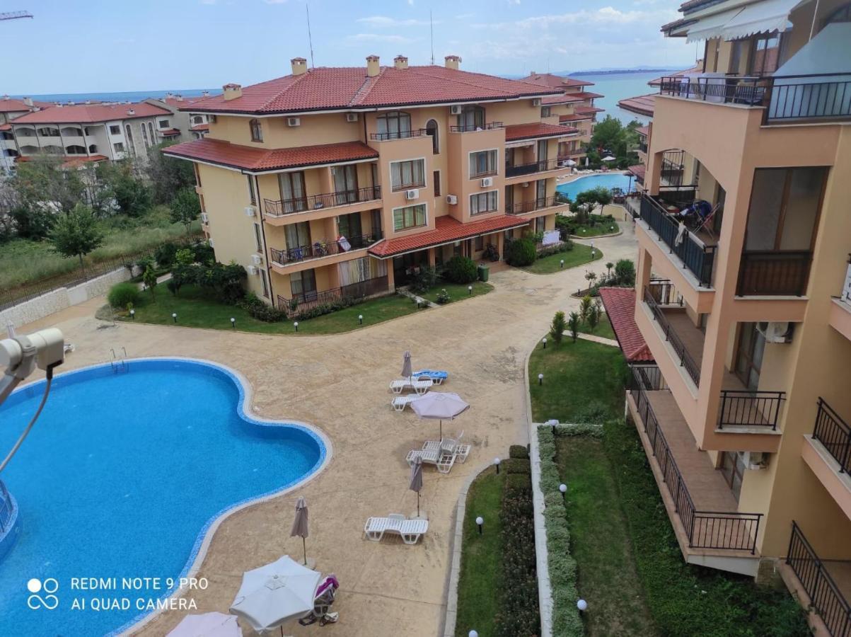 Menada Sky Dreams Apartment Sveti Vlas Exterior photo